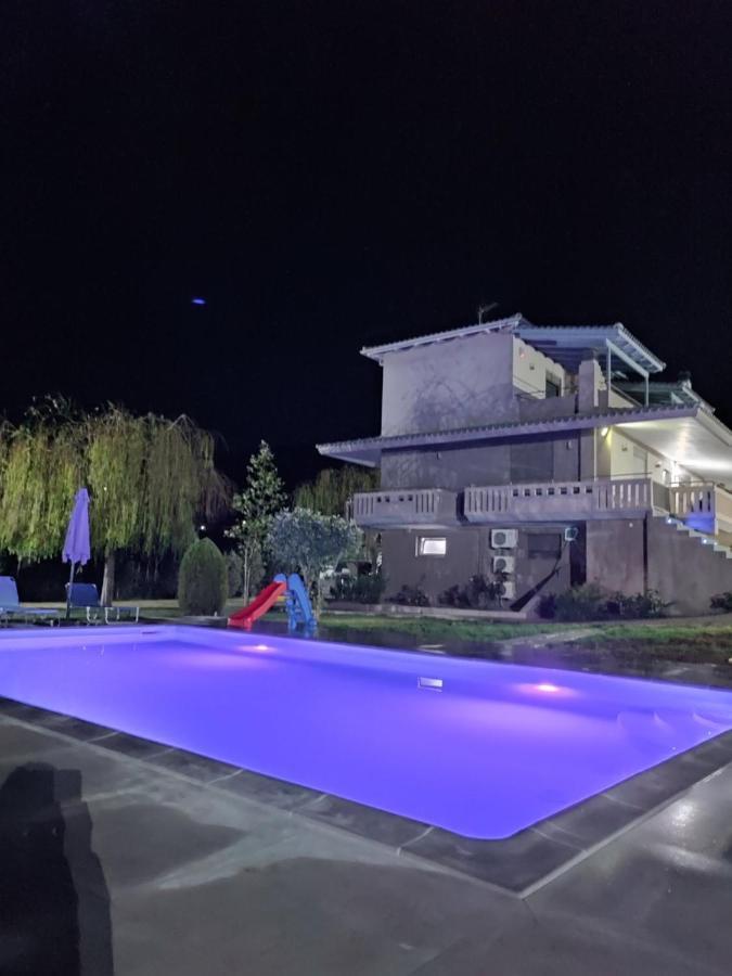 Villa In Nature Mitopoli 외부 사진