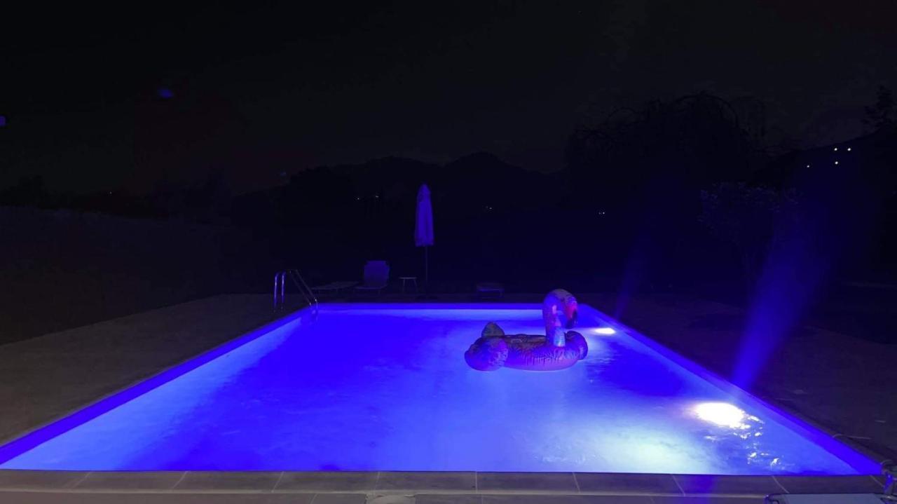 Villa In Nature Mitopoli 외부 사진